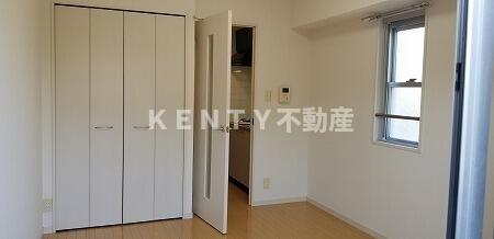 その他部屋・スペース　落ち着いて過ごせるお部屋なので、寝室にいかがでしょうか