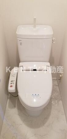 トイレ　シンプルで使いやすいトイレです