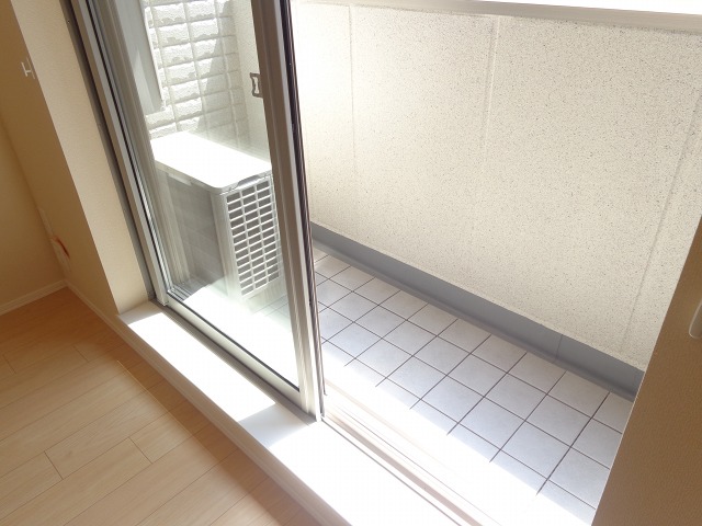 バルコニー　バルコニー　陽当たり良好