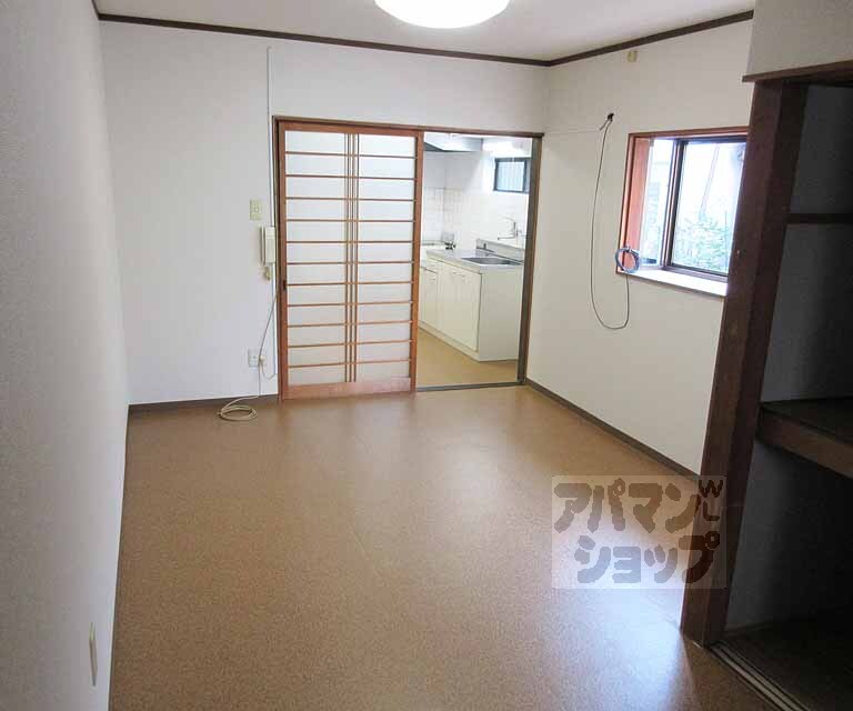 居室・リビング　リノベーションされて綺麗になりました・