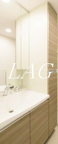 洗面設備　独立洗面台です。