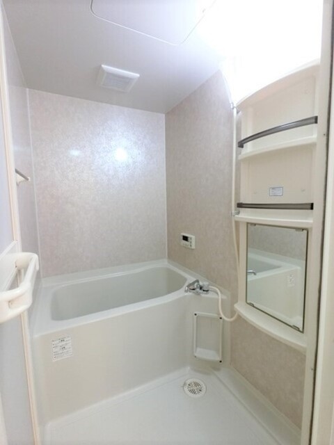 バス・シャワールーム　浴室