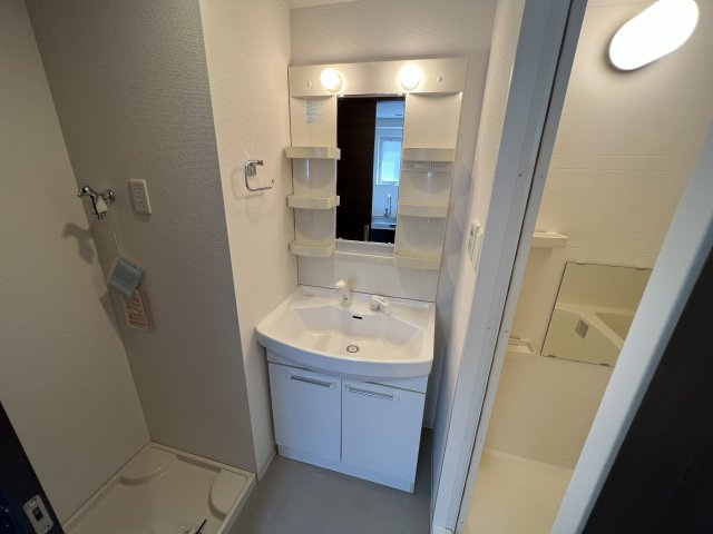 洗面設備　独立洗面化粧台付き☆