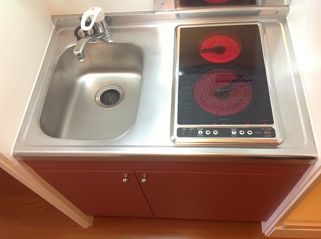 キッチン　2口電気コンロ