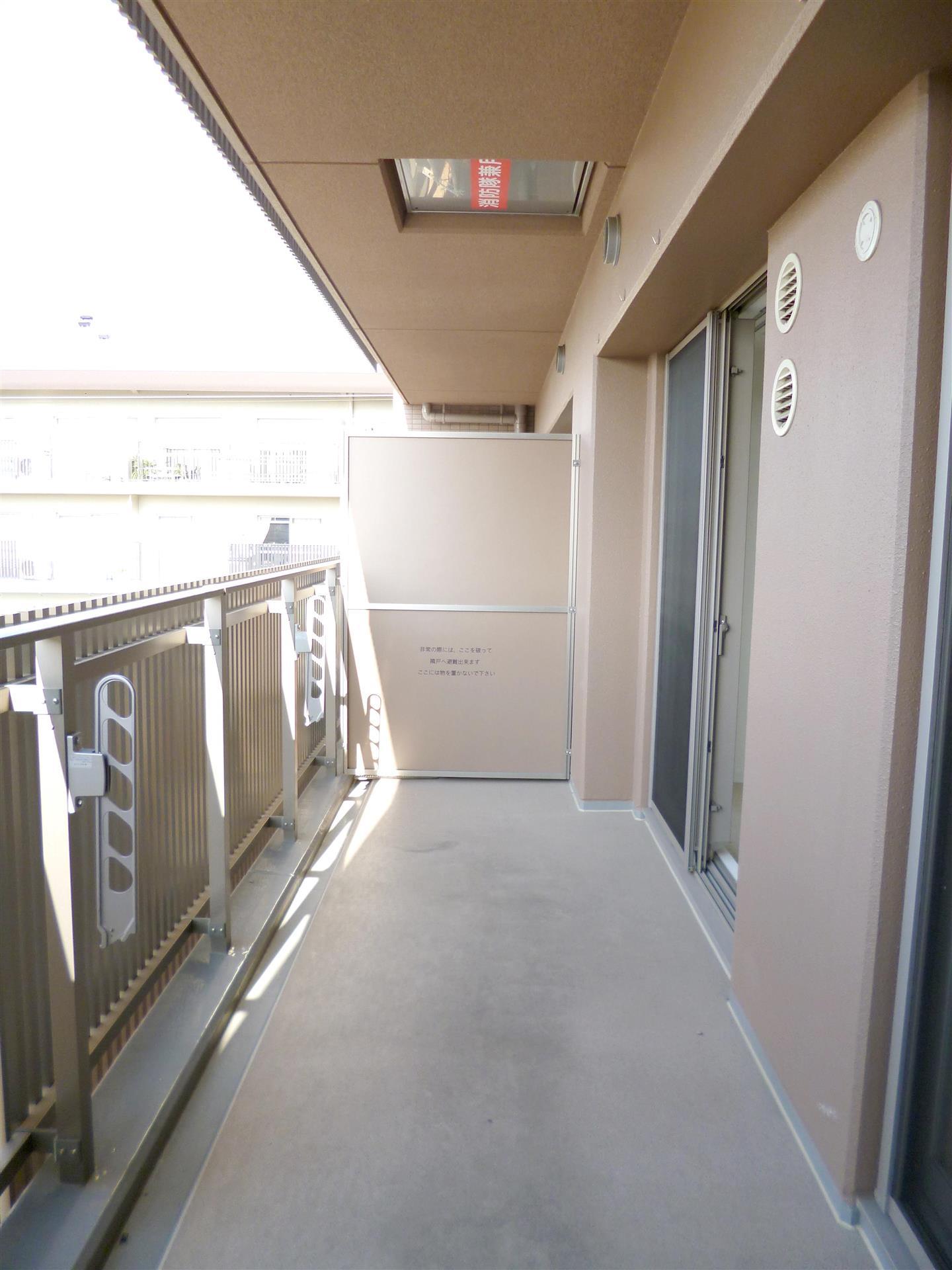 バルコニー　バルコニー