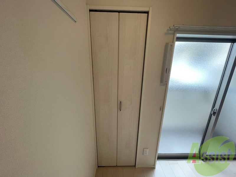 収納　こちらは収納スペースになります。衣類の収納にいいですね。