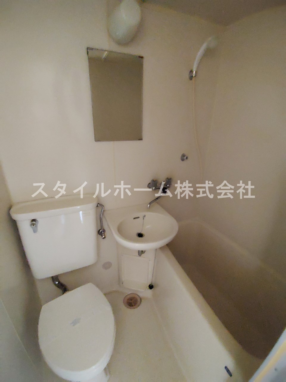 バス・シャワールーム　日々の疲れを癒すお風呂付です