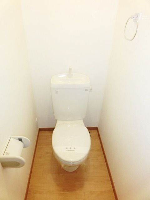 トイレ　お部屋探しは株式会社　タウンハウジング　までお気軽にお問合…