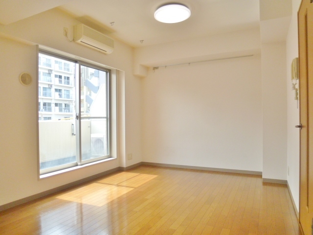 居室・リビング　403号室のお写真です。