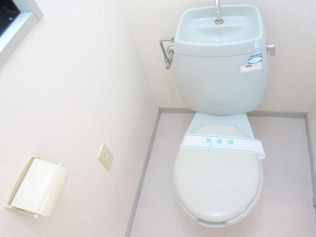 トイレ　★お部屋探しは株式会社タウンハウジング東京まで★