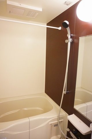 バス・シャワールーム　きれいなお風呂です