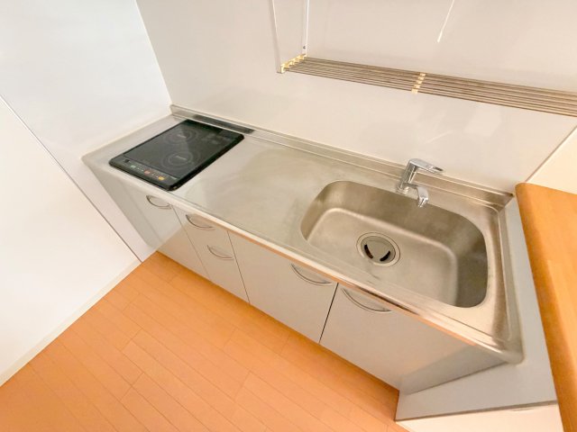 キッチン　ＩＨコンロなのでお掃除らくらく