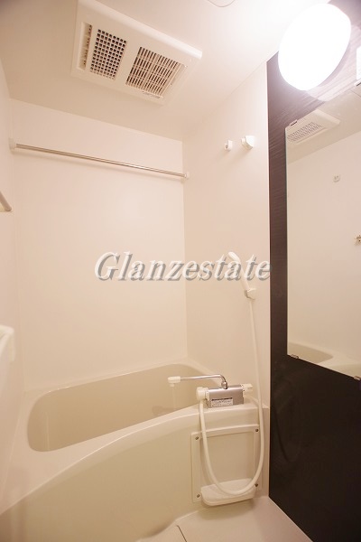 バス・シャワールーム　☆広々としたバスルーム☆