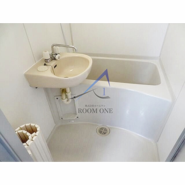 バス・シャワールーム　お風呂です。