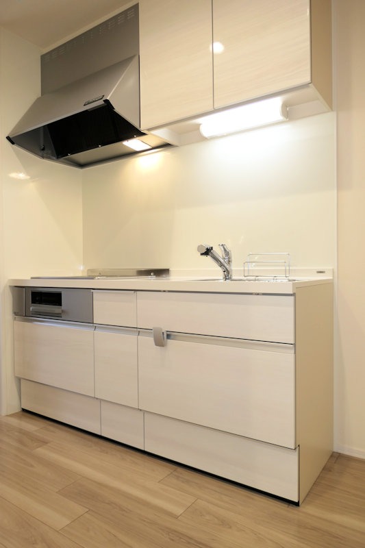 キッチン　システムキッチンにはＩＨタイプのコンロでお掃除もしやすい☆