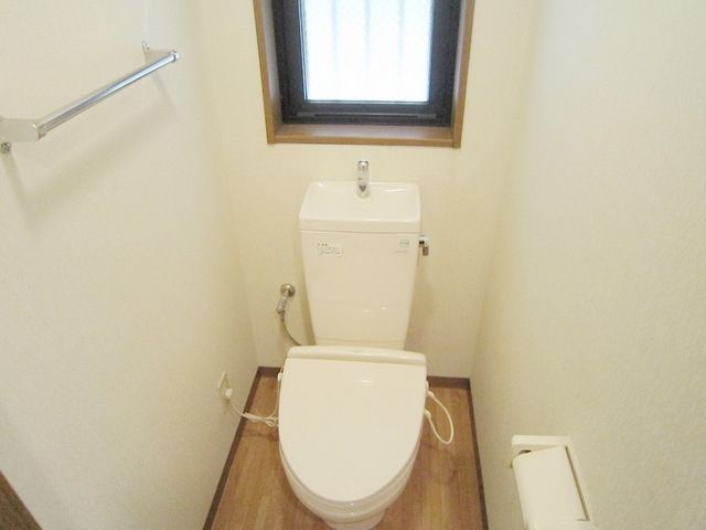 トイレ　★ウォームレット完備★