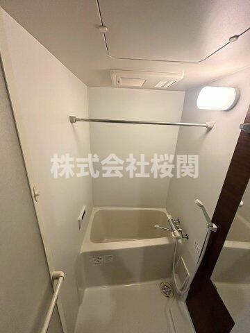 バス・シャワールーム　?