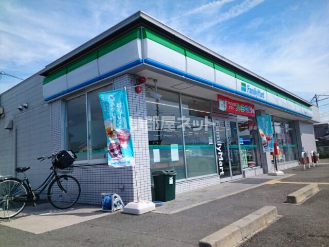 コンビニ　ファミリーマート 磯城三宅店（コンビニ）まで443m