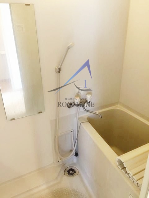 バス・シャワールーム　お風呂です。