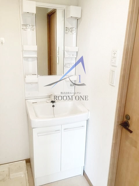 洗面設備　洗面台です。