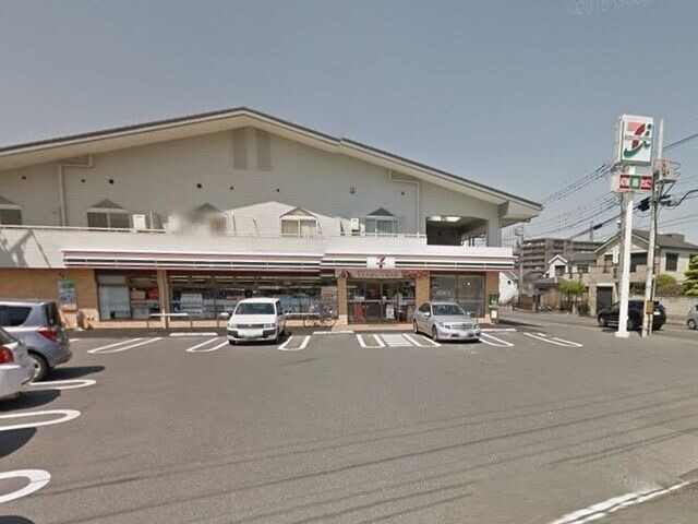 コンビニ　セブンイレブン大宮日進1丁目店（コンビニ）まで422m