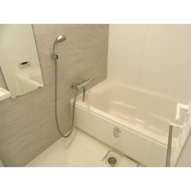 バス・シャワールーム　※写真は同タイプ住戸です。