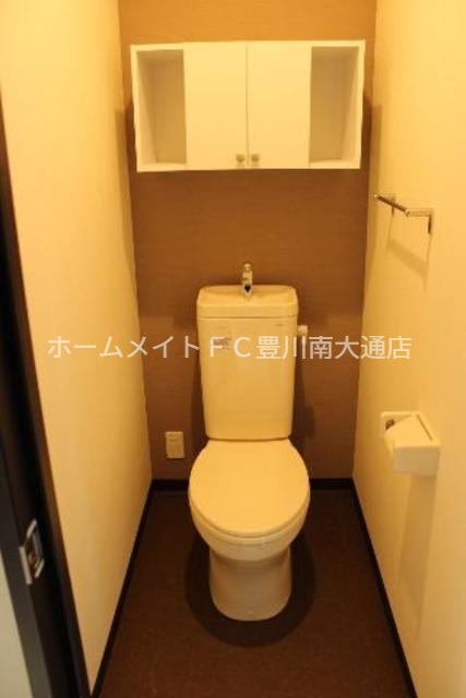 トイレ　トイレ