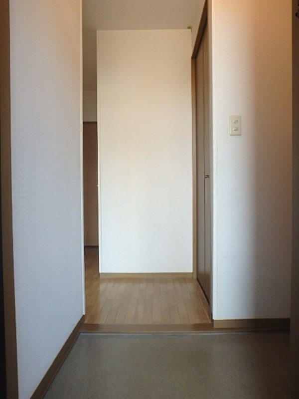 玄関　図面と現状に相違がある場合には現状を優先