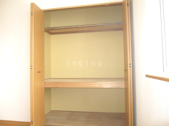 収納　部屋１　収納