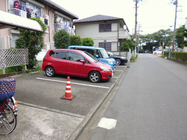駐車場　敷地内駐車場です。
