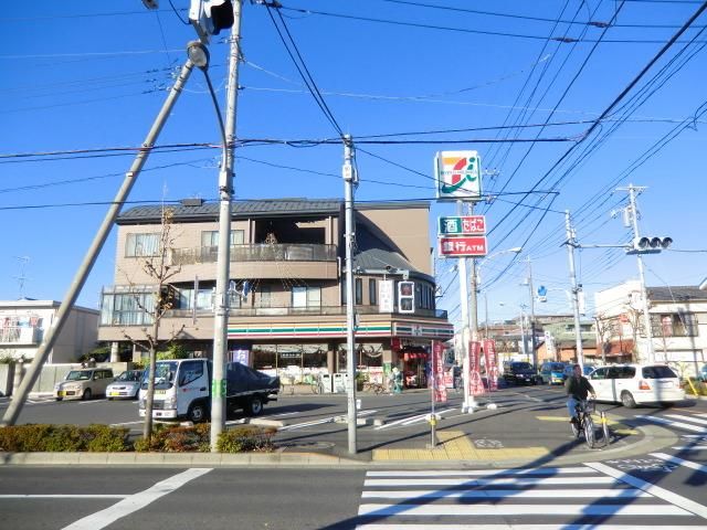 コンビニ　セブンイレブン（コンビニ）まで600m