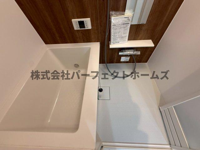 バス・シャワールーム　落ち着いた空間のお風呂です