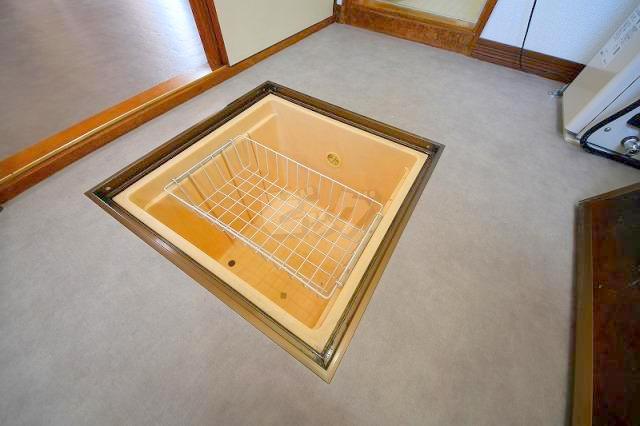 その他　便利な床下収納もございます！
