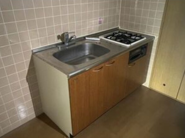 キッチン　※別部屋参考写真