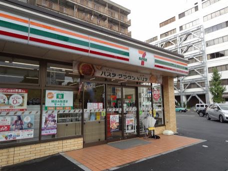 コンビニ　セブンイレブン港区芝浦ふ頭店（コンビニ）まで224m