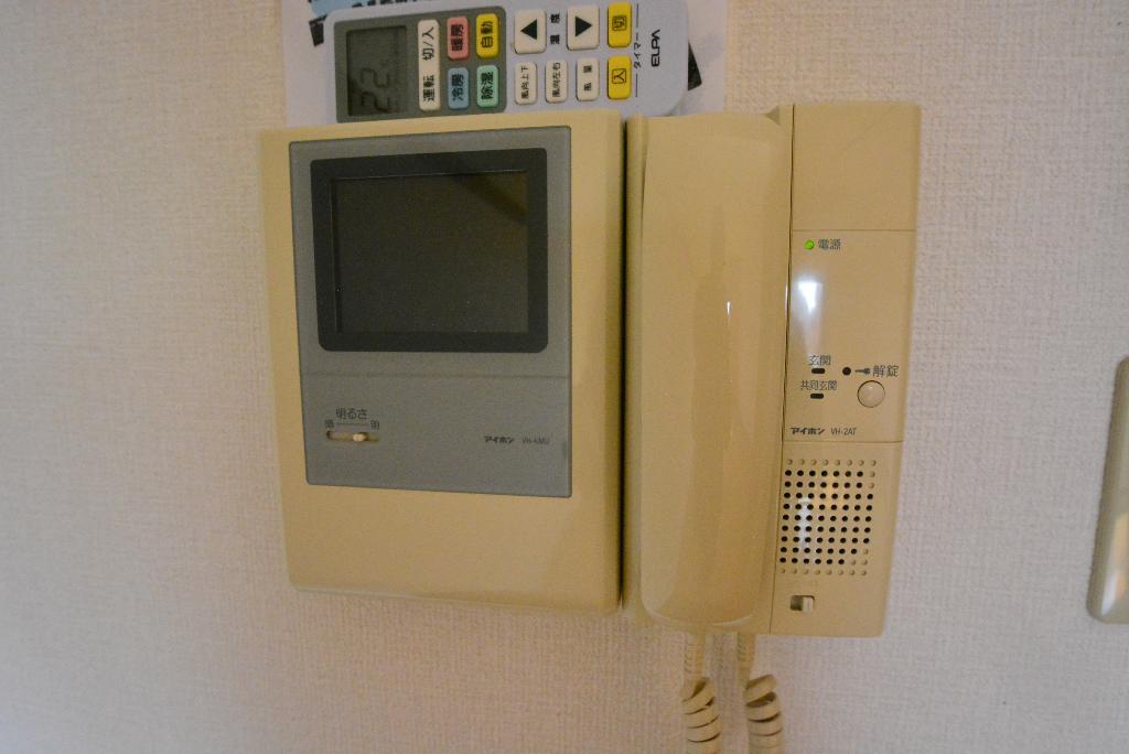 セキュリティ　カメラ付インターホン
