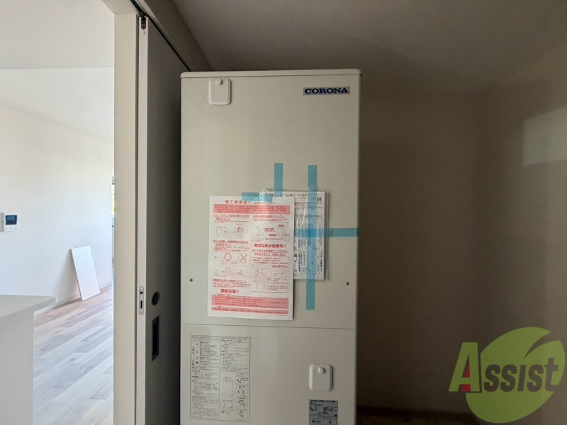 その他　電気温水器です。オール電化でお得で安心ですね。