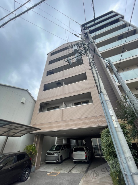 建物外観　スタイリッシュな建物です＾＾
