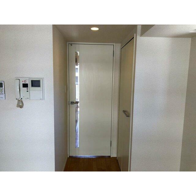 玄関　※過去退去時のお写真です