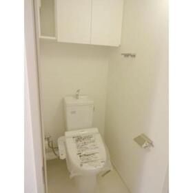 トイレ　別タイプ部屋　参考写真です