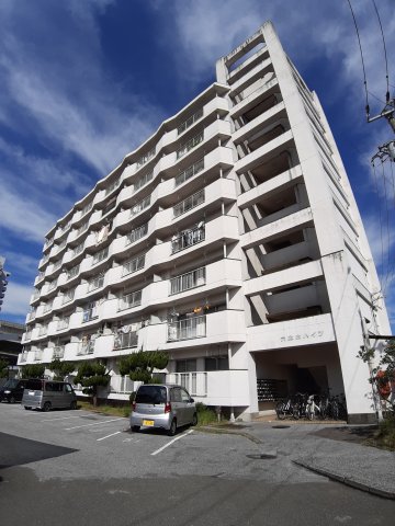 建物外観　現況が相違する場合は現況を優先致します。