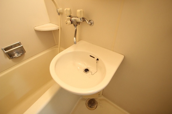 洗面設備　※別部屋の写真です