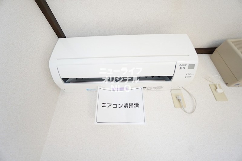 その他設備　エアコン付きでオールシーズン快適に過ごせます。