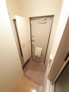 玄関　落ち着いた玄関です