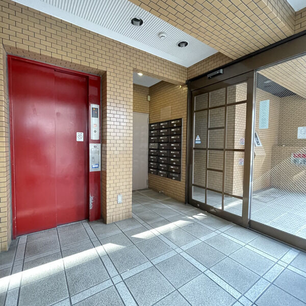 その他設備　エレベーター完備♪