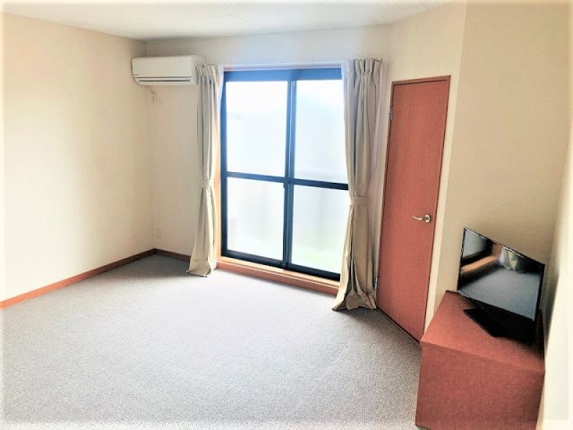 その他部屋・スペース　広くて明るい寝室