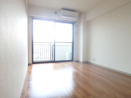 その他部屋・スペース　反転タイプの参考画像です。