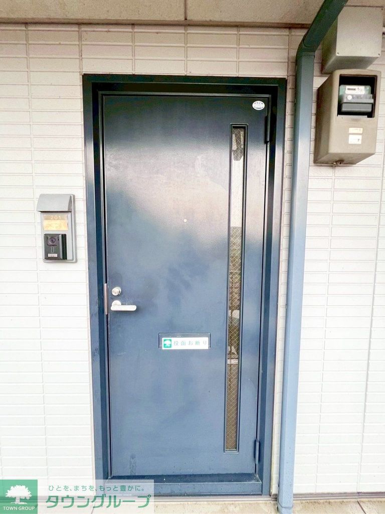 玄関　お問合せはタウンハウジングまで！※現地待合わせ相談可能