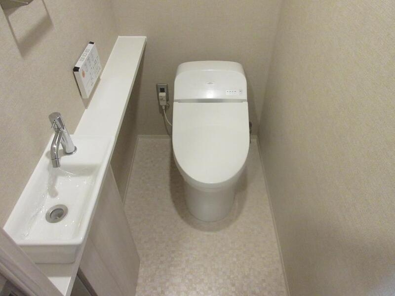 トイレ　ウォシュレットついてます