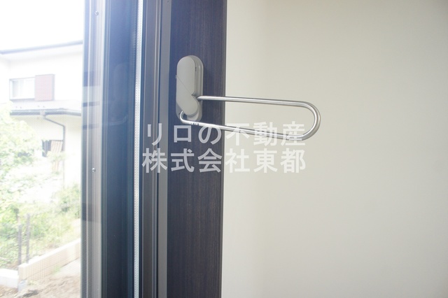 その他設備　室内物干し用金具付！日中の外出や雨の日のお洗濯に便利☆